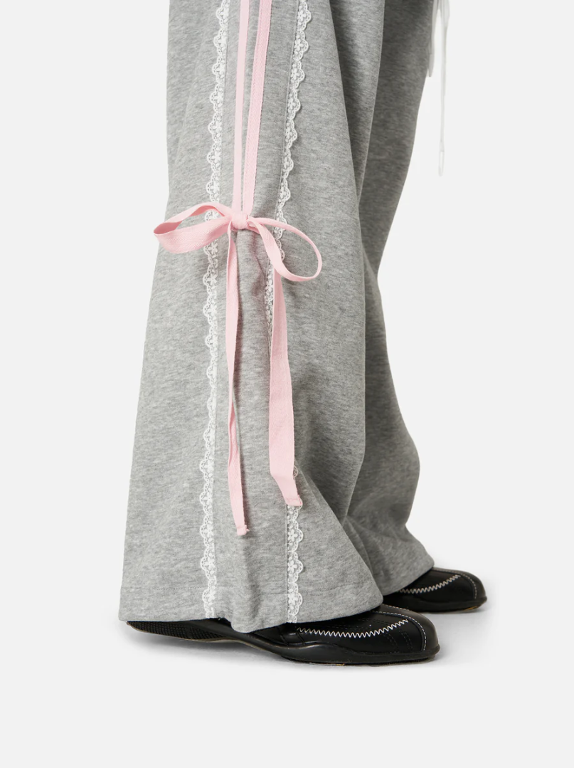 Bow Lace Sweatpants™